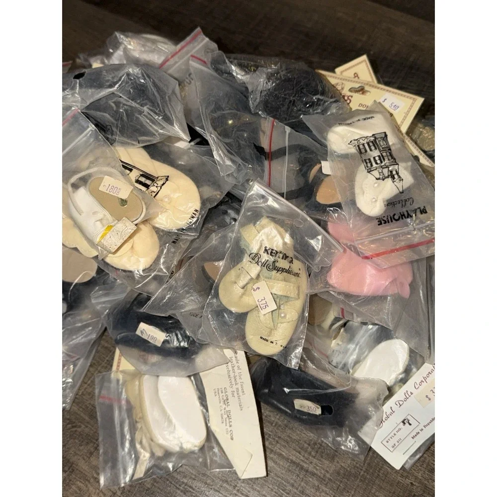 New Huge Lot 100 Vintage Baby Doll Shoes Kemper, Playhouse, Tallina's Dollmaking